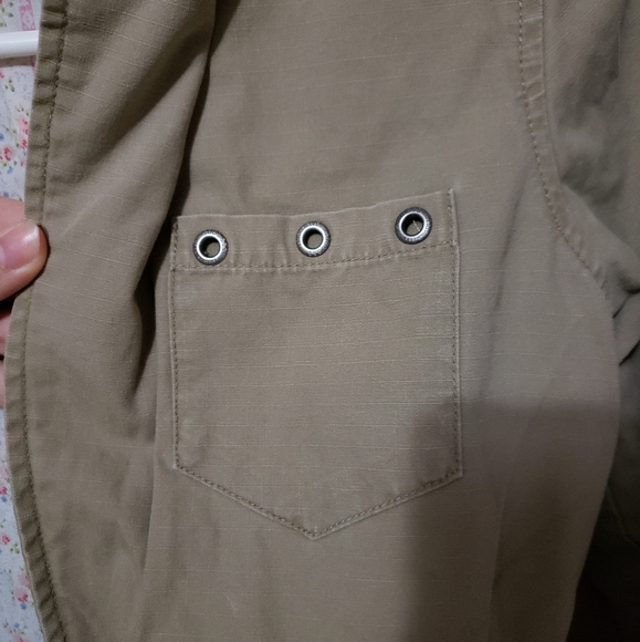 🌸Tan Floral Inner lining Jacket - Picture 5 of 7